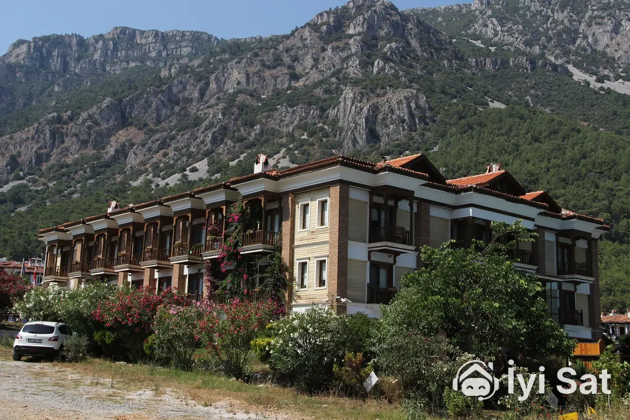 Satılık 3+1 Villa — Eğlence, Merkez — fotoğraf 1